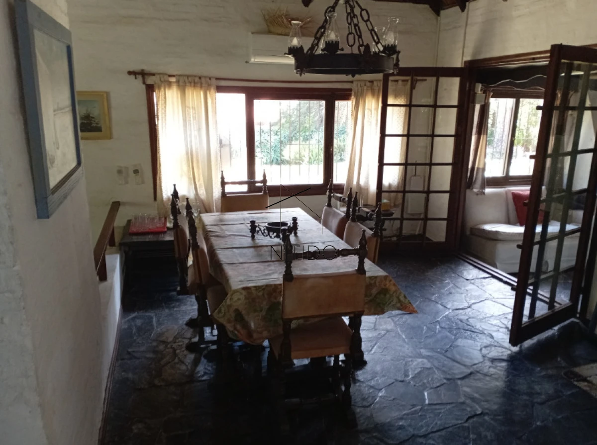 Casa ID.276 - Casa de 4 dormitorios en Pinares