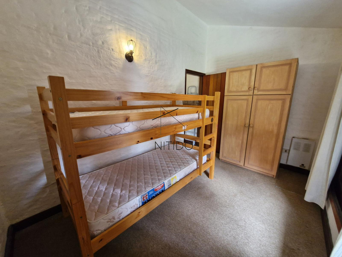 Casa ID.25 - casa en pinares de 3 dormitorios y servicio 