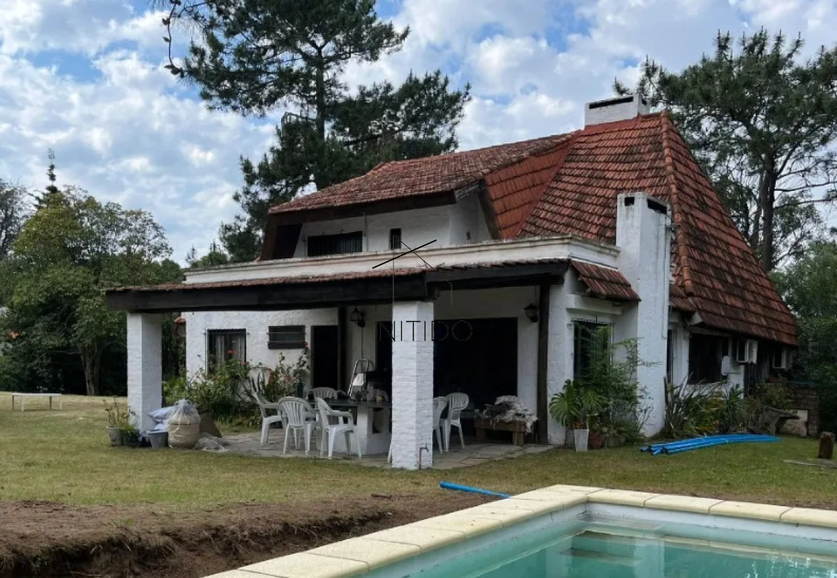 Casa ID.276 - Casa de 4 dormitorios en Pinares