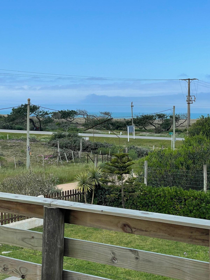 Casa ID.200 - Casa frente a la playa 