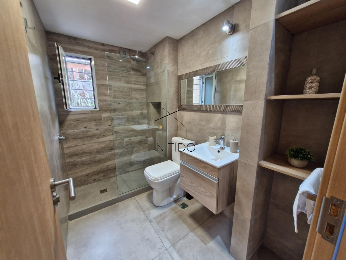 Casa ID.18 - Ph de 3 dormitorios en parque burnettq