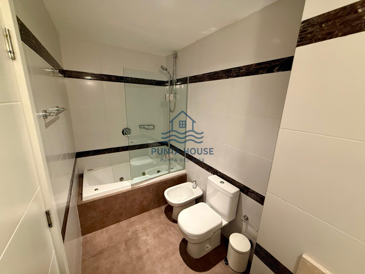 Apartamento ID.27 - Apartamento en Venta de Dos Dormitorios