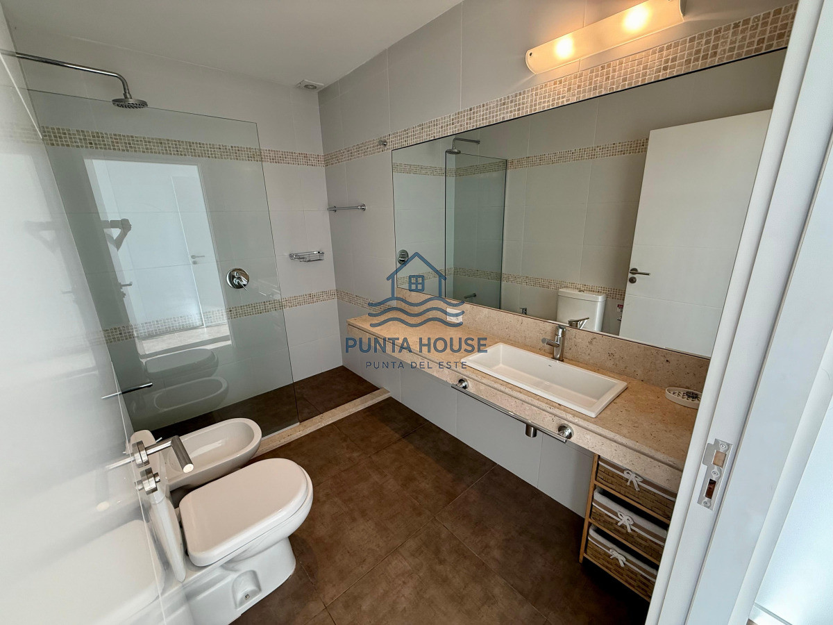 Apartamento ID.27 - Apartamento en Venta de Dos Dormitorios