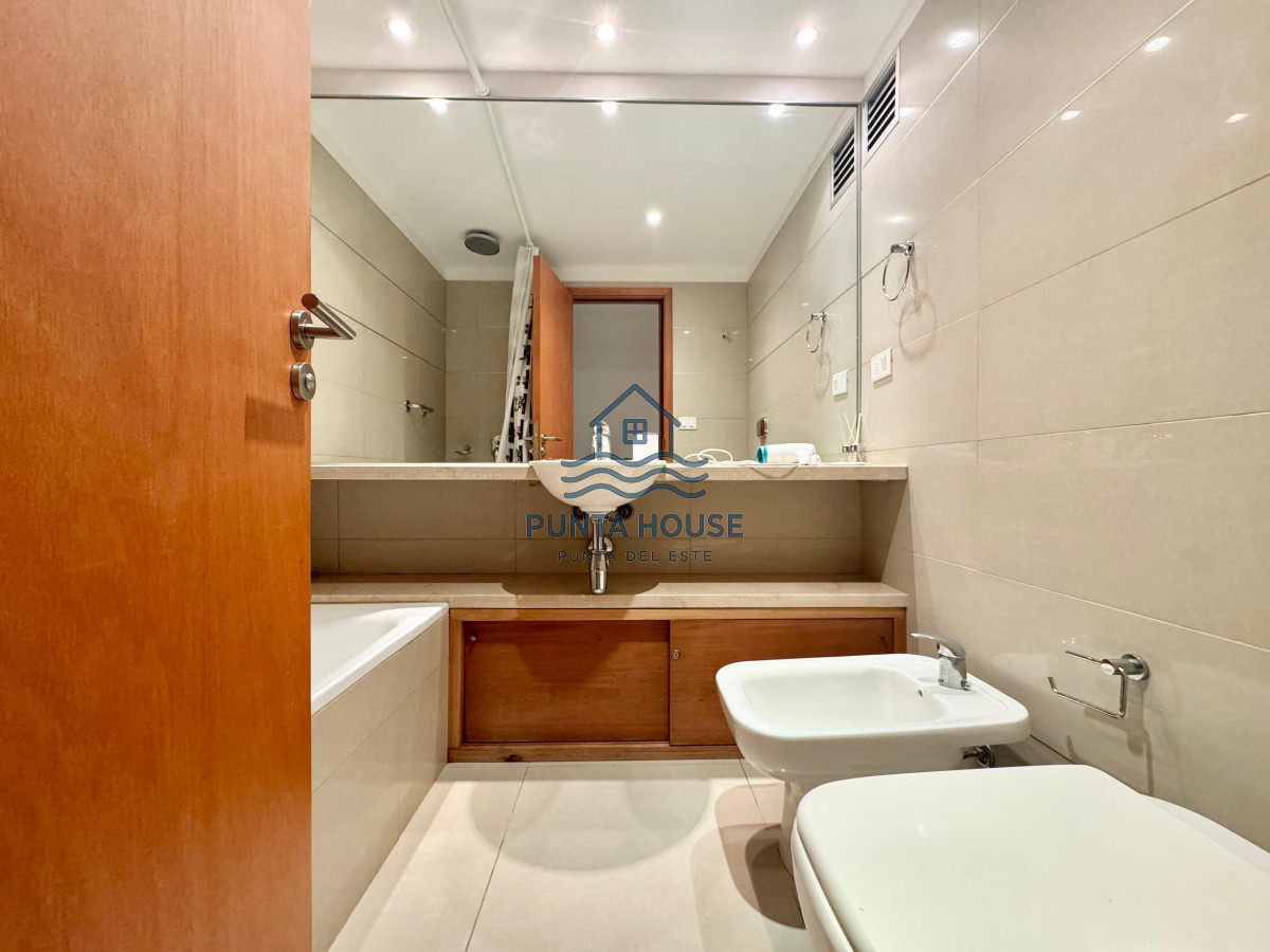 Apartamento ID.1 - Apartamento en Venta de dos dormitorios Playa Brava