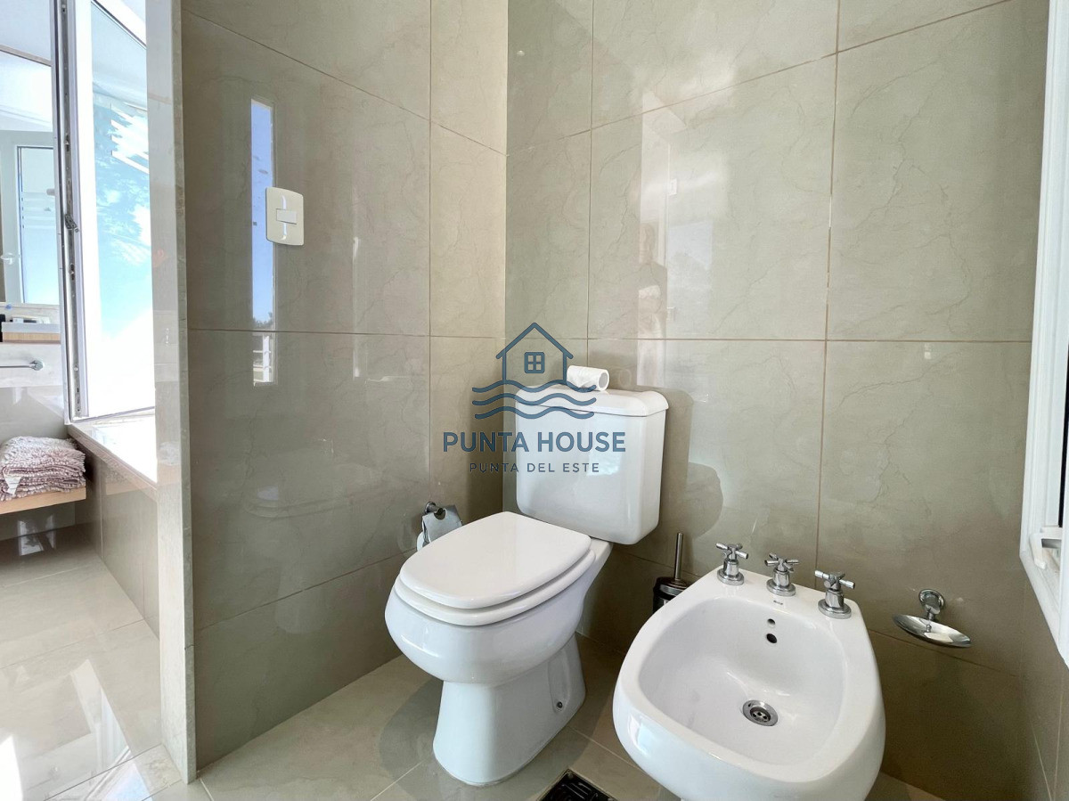 Apartamento ID.21 - Excelente Departamento de Tres Suites en Veramansa