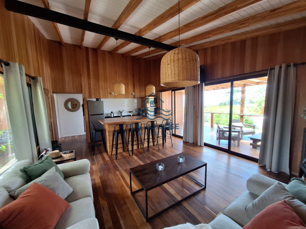 Casa ID.100 - CASA EN ALQUILER EN MANANTIALES