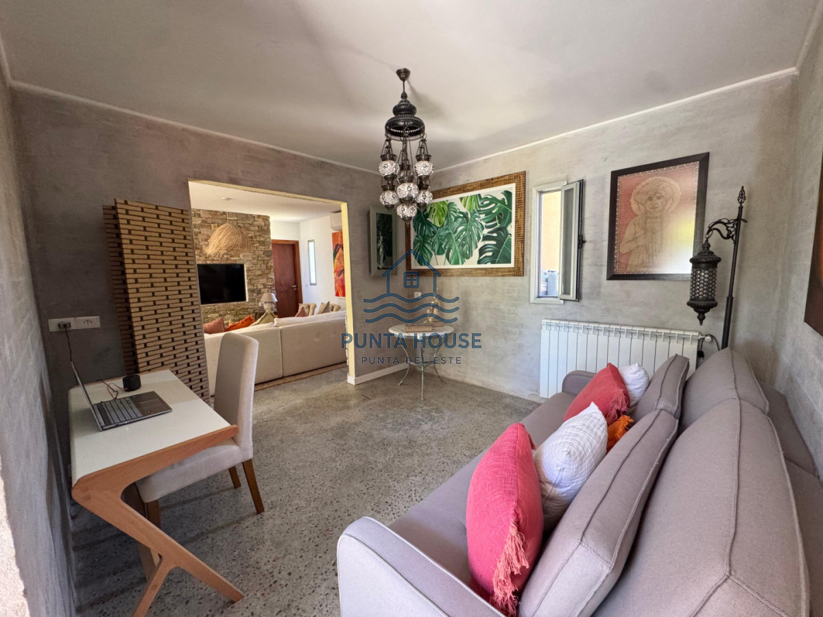 Casa ID.49 - Casa en venta de tres dormitorios