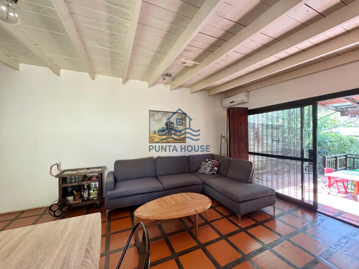 Casa ID.50 - Casa en venta de tres dormitorios