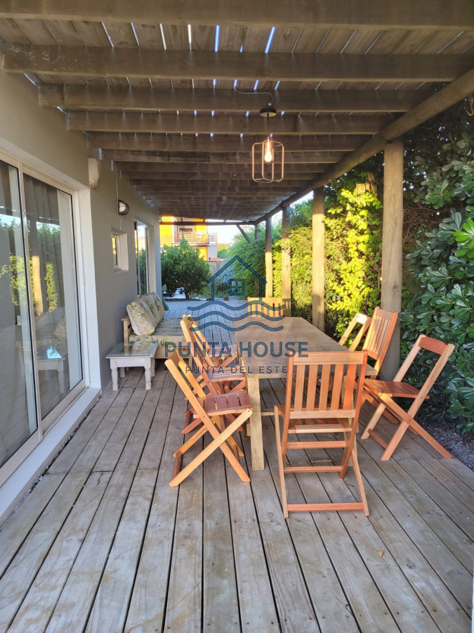 Casa ID.20 - Casa en Manantiales, Balneario Buenos Aires