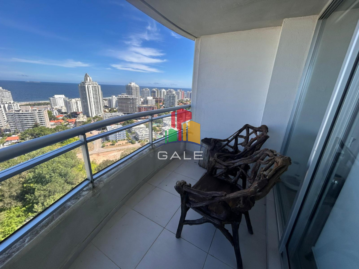 HERMOSO PENTHOUSE EN VENTA OCEAN DRIVE - GAL4399A