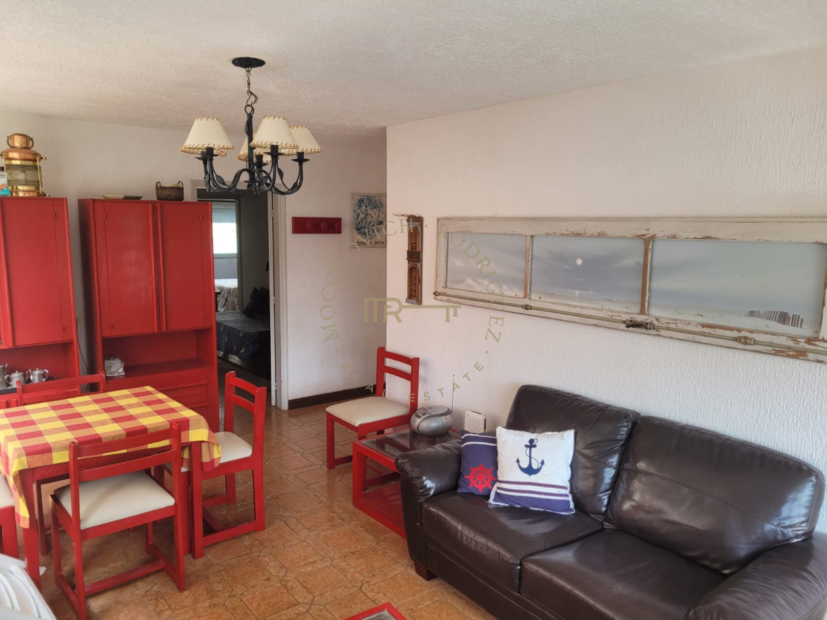 Apartamento ID.3812 - Apartamento en hermosa zona  con bajos gastos comunes