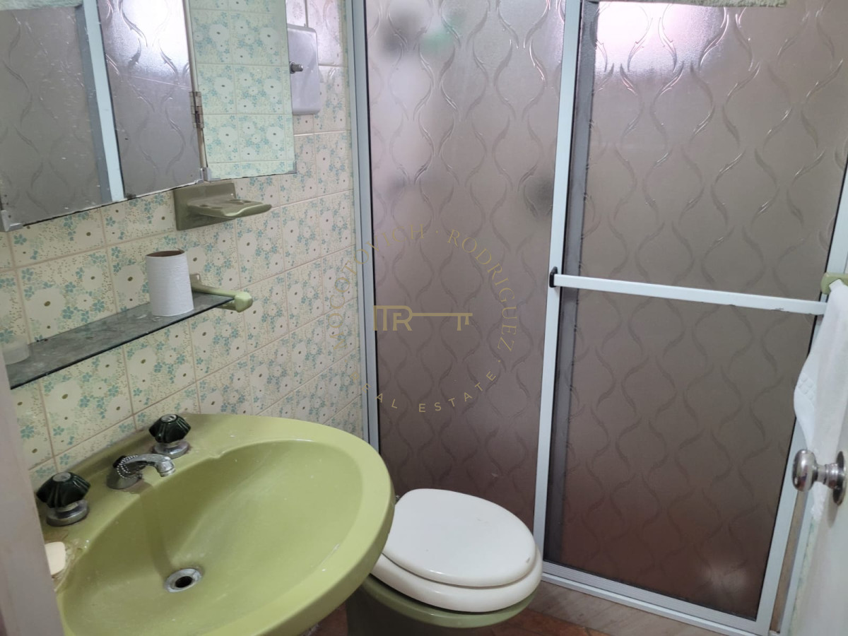 Apartamento ID.3812 - Apartamento en hermosa zona  con bajos gastos comunes