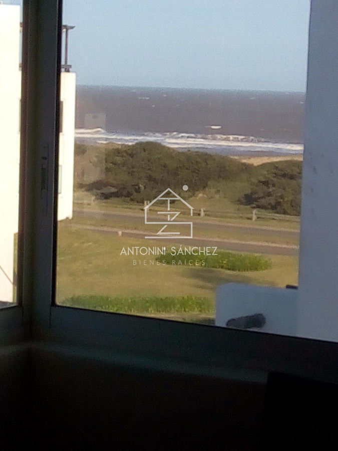 Apartamento ID.2741 - Duplex frente al mar en Brava