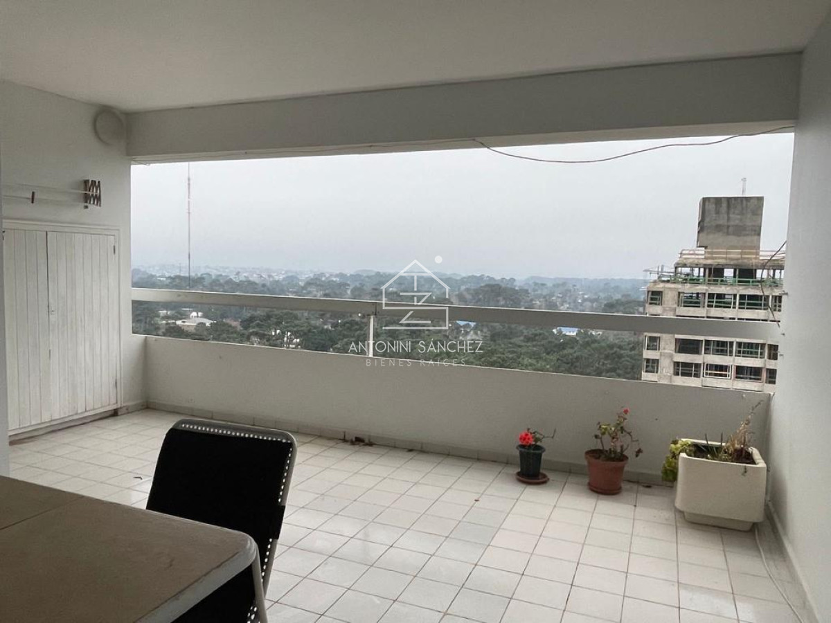 Apartamento ID.2755 - APTO PISO ALTO SOBRE ROOSEVELT 