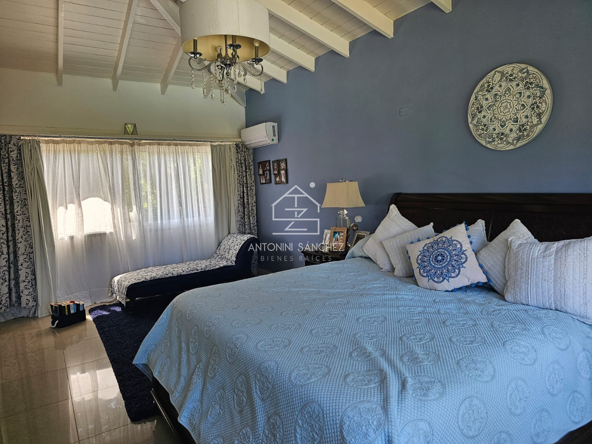 Casa ID.2739 - Hermosa residencia en Barrio Privado 
