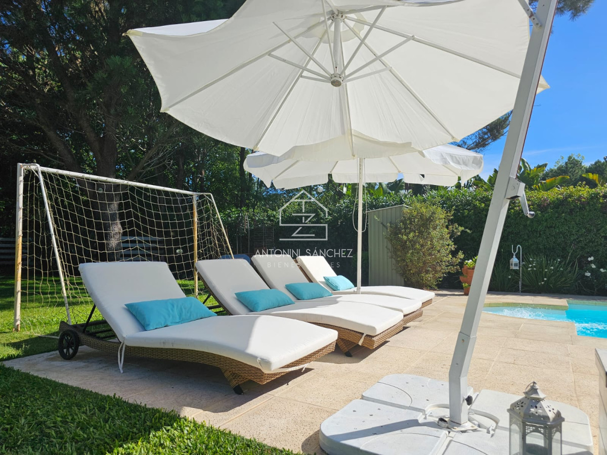 Casa ID.2739 - Hermosa residencia en Barrio Privado 