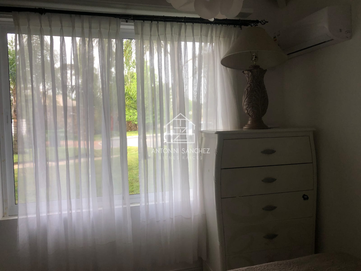 Casa ID.2739 - Hermosa residencia en Barrio Privado 