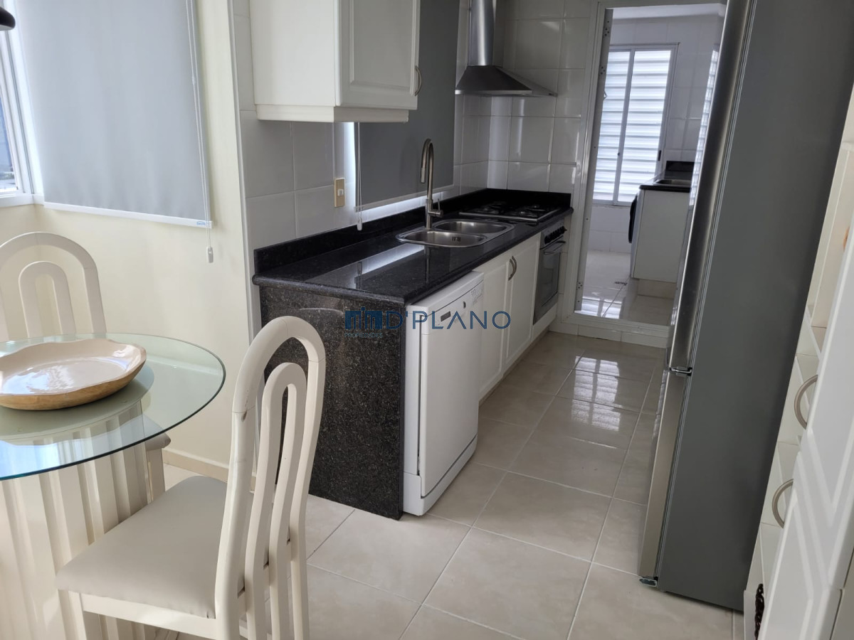 Apartamento ID.4 - Frente al mar con todos los servicios