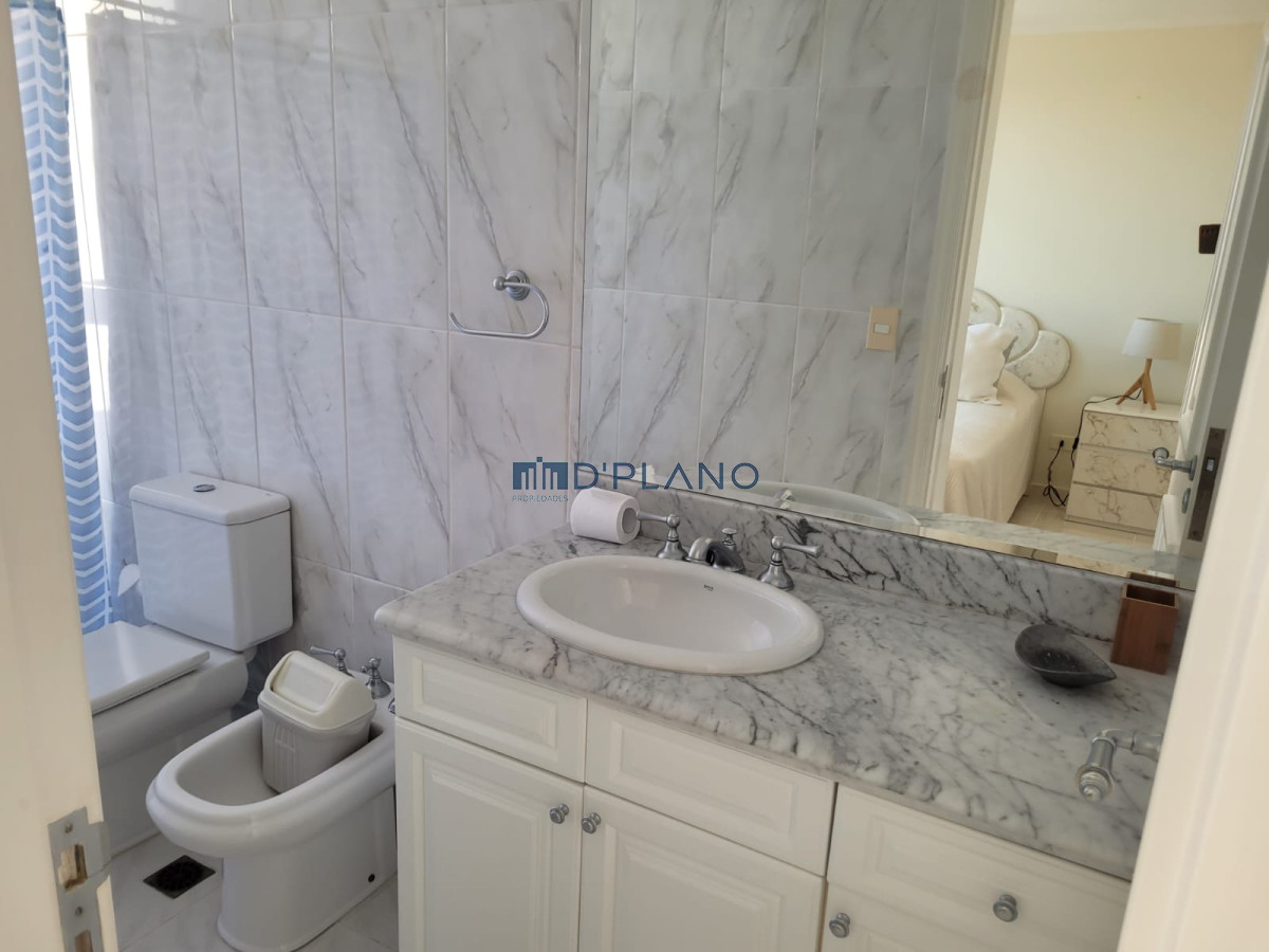 Apartamento ID.4 - Frente al mar con todos los servicios