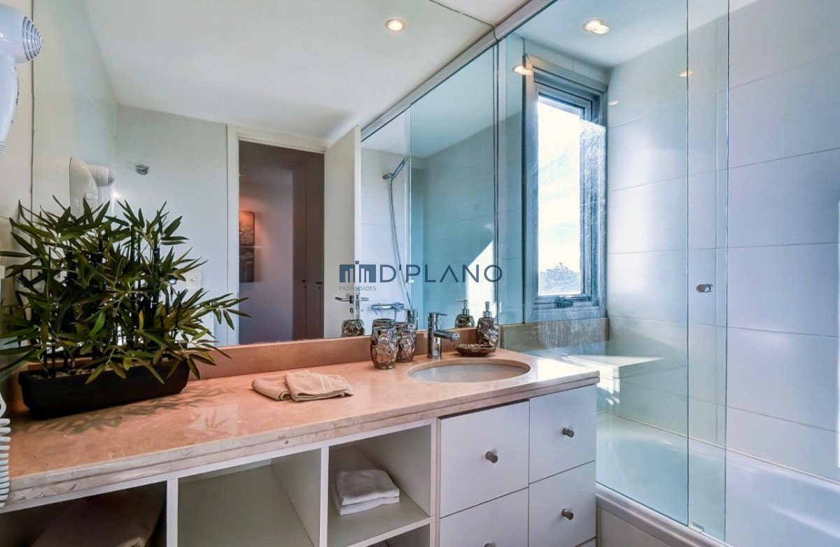 Apartamento ID.83 - PISO ALTO EN BRAVA CON AMENITIES