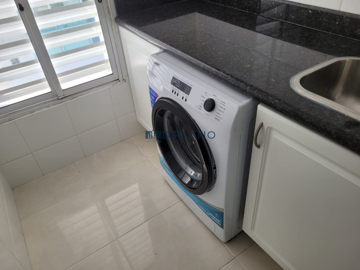 Apartamento ID.4 - Frente al mar con todos los servicios