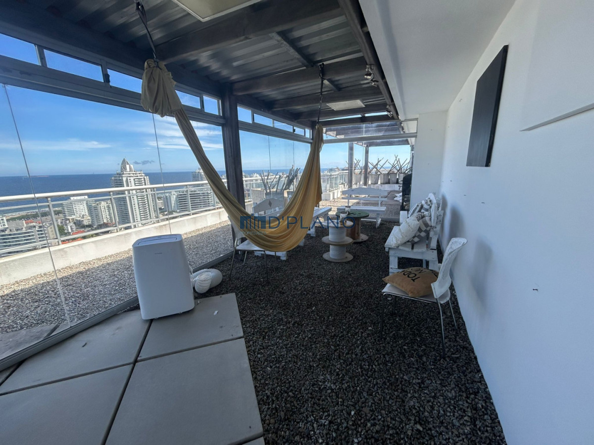 Apartamento ID.365 - HERMOSO PENTHOUSE EN VENTA OCEAN DRIVE