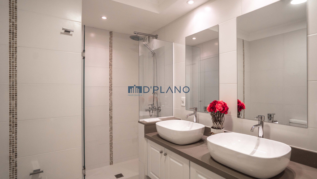 Apartamento ID.141 - PISO ALTO CON VISTA AL PUERTO