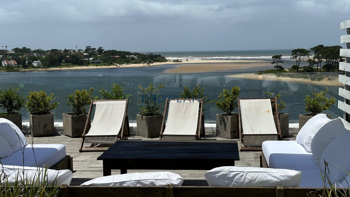 Apartamento ID.53 - Dúplex de 4 dormitorios en la Barra frente al mar