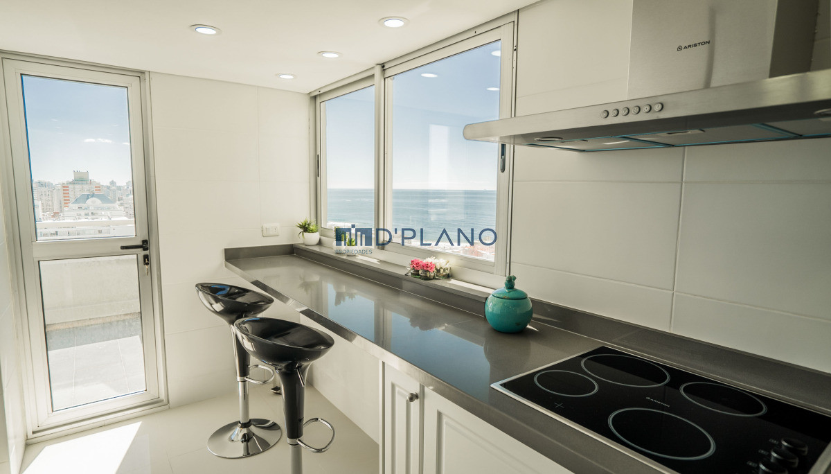 Apartamento ID.141 - PISO ALTO CON VISTA AL PUERTO