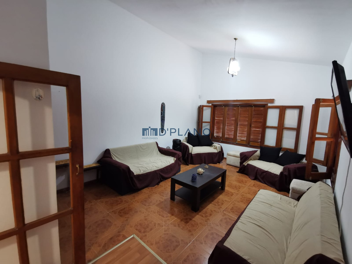 Casa ID.21 - casa en zona ideal para clínicas