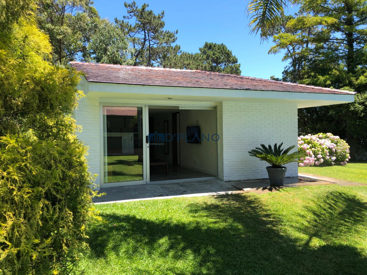 Casa ID.247 - HERMOSA RESIDENCIA EN CANTEGRIL 