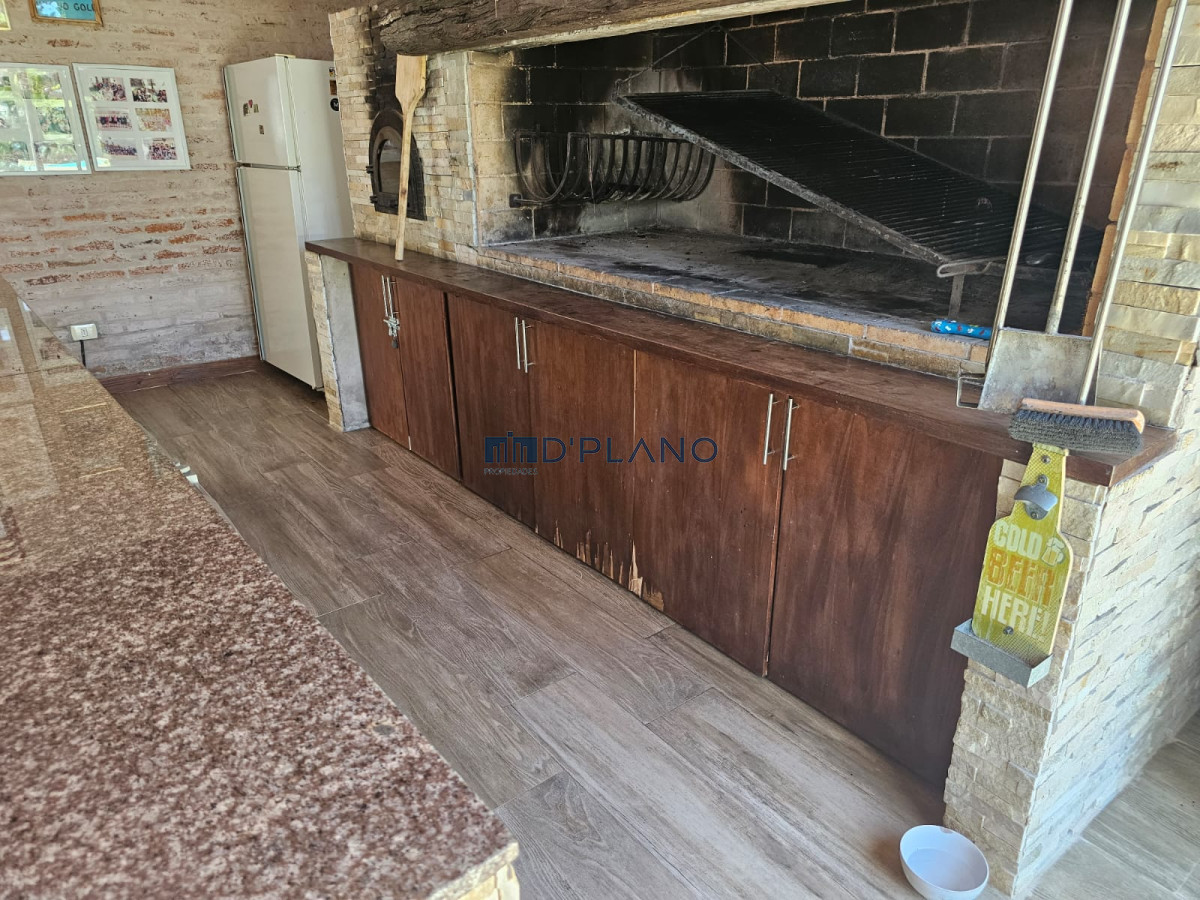 Casa ID.36 - IMPORTANTE RESIDENCIA EN BARRIO PRIVADO