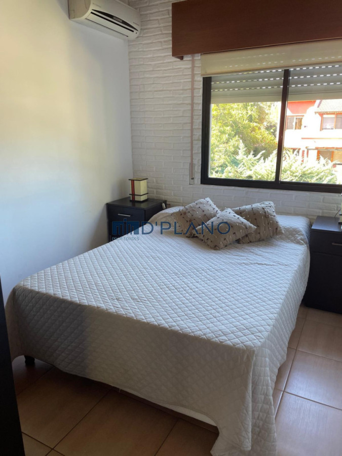 Casa ID.374 - CASA EN VENTA BARRIO PRIVADO 