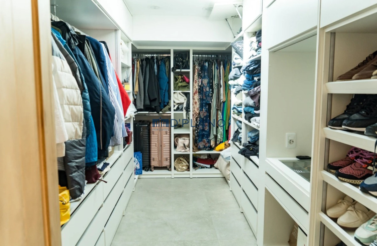 Casa ID.37 - HERMOSA CASA DE BUENA CONSTRUCCION TOTALMENTE RECICLADA