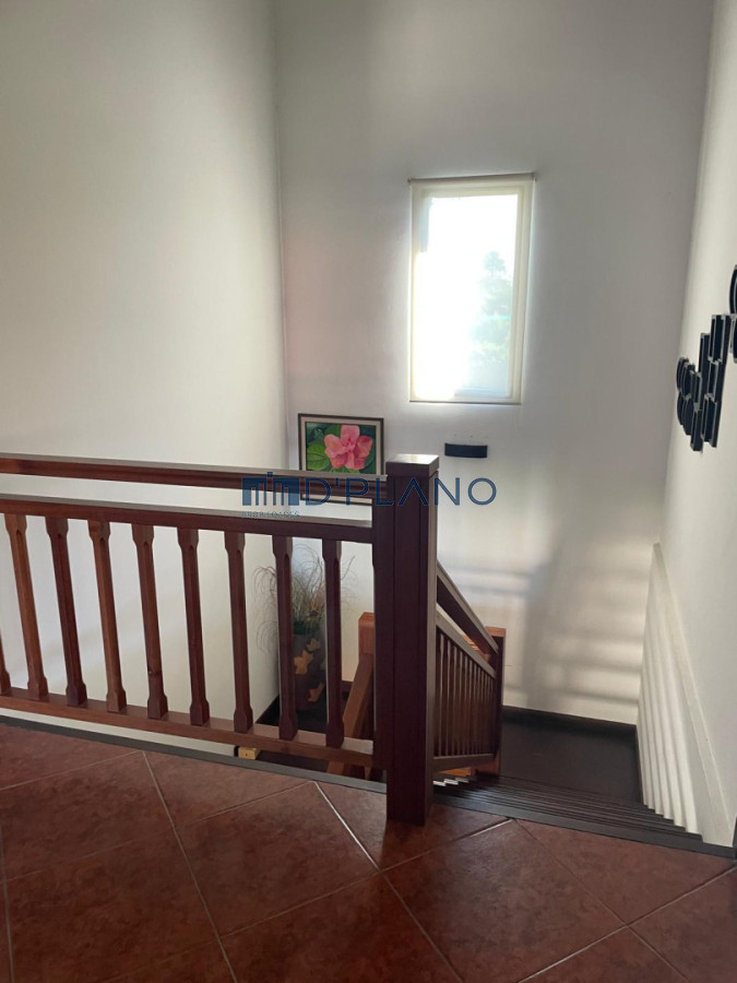 Casa ID.374 - CASA EN VENTA BARRIO PRIVADO 