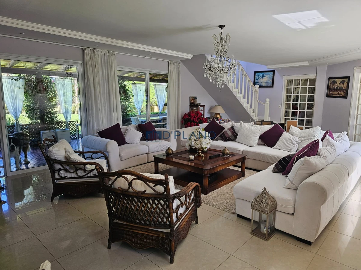 Casa ID.36 - Hermosa residencia en Barrio Privado 