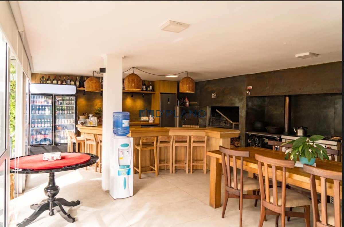 Casa ID.37 - HERMOSA CASA DE BUENA CONSTRUCCION TOTALMENTE RECICLADA