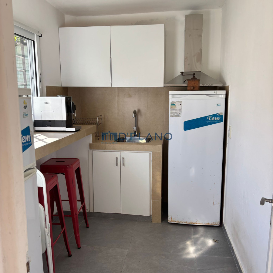 Casa ID.238 - 5 DORMITORIOS EN CANTEGRIL CON PISCINA