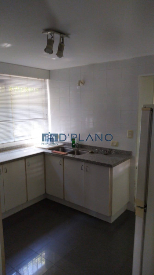 Casa ID.18 - Cómoda casa en zona muy cerca del mar