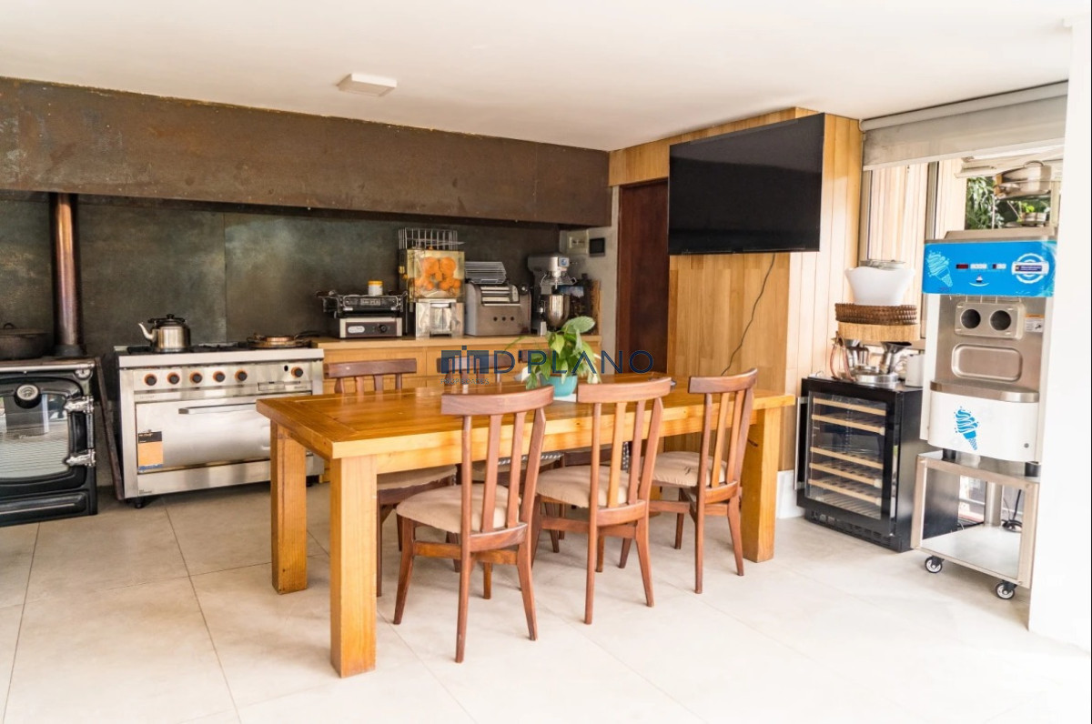 Casa ID.37 - HERMOSA CASA DE BUENA CONSTRUCCION TOTALMENTE RECICLADA