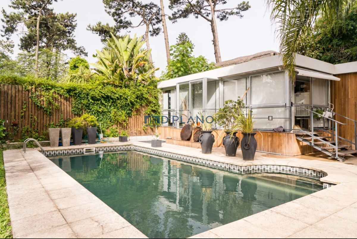 Casa ID.37 - HERMOSA CASA DE BUENA CONSTRUCCION TOTALMENTE RECICLADA