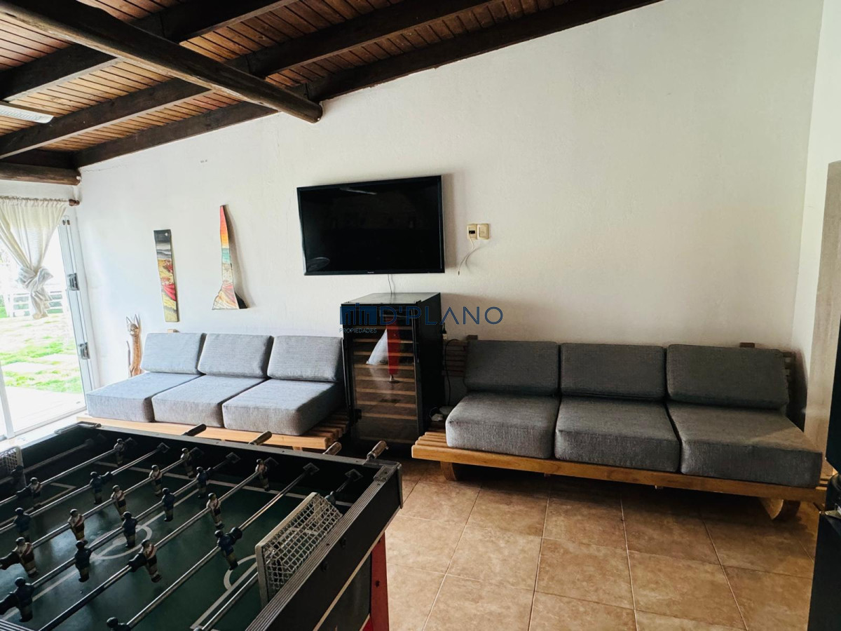 Chacra ID.64 - CHACRA EN ALQUILER CON PISCINA CLIMATIZADA