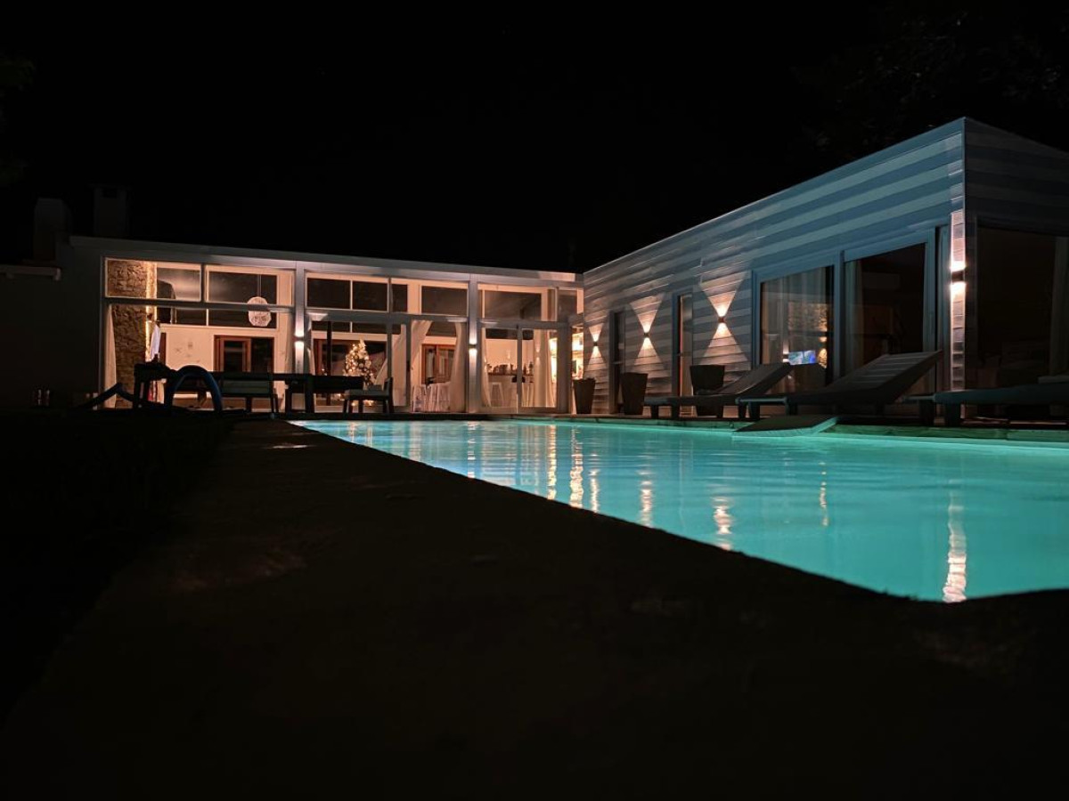 CHACRA EN ALQUILER CON PISCINA CLIMATIZADA