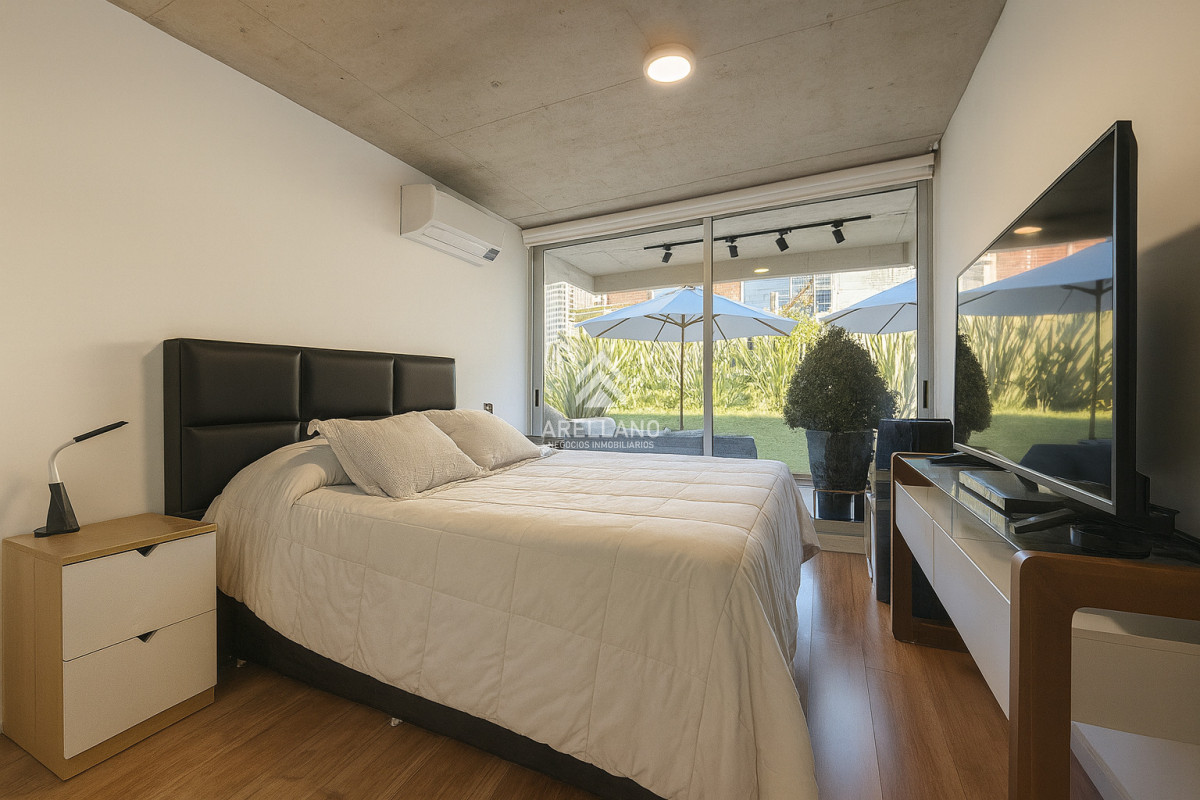Apartamento ID.5744 - Apartamento 2 dormitorios 2 baños con jardín 