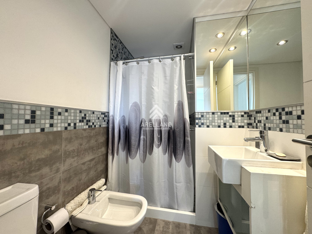 Apartamento ID.5589 - Venta Apartamento 2 dormitorios 1 baño Arenas del mar