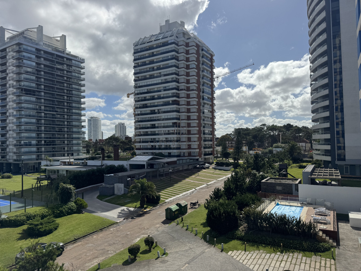 Apartamento ID.3984 - Apartamento en venta en Punta del Este 