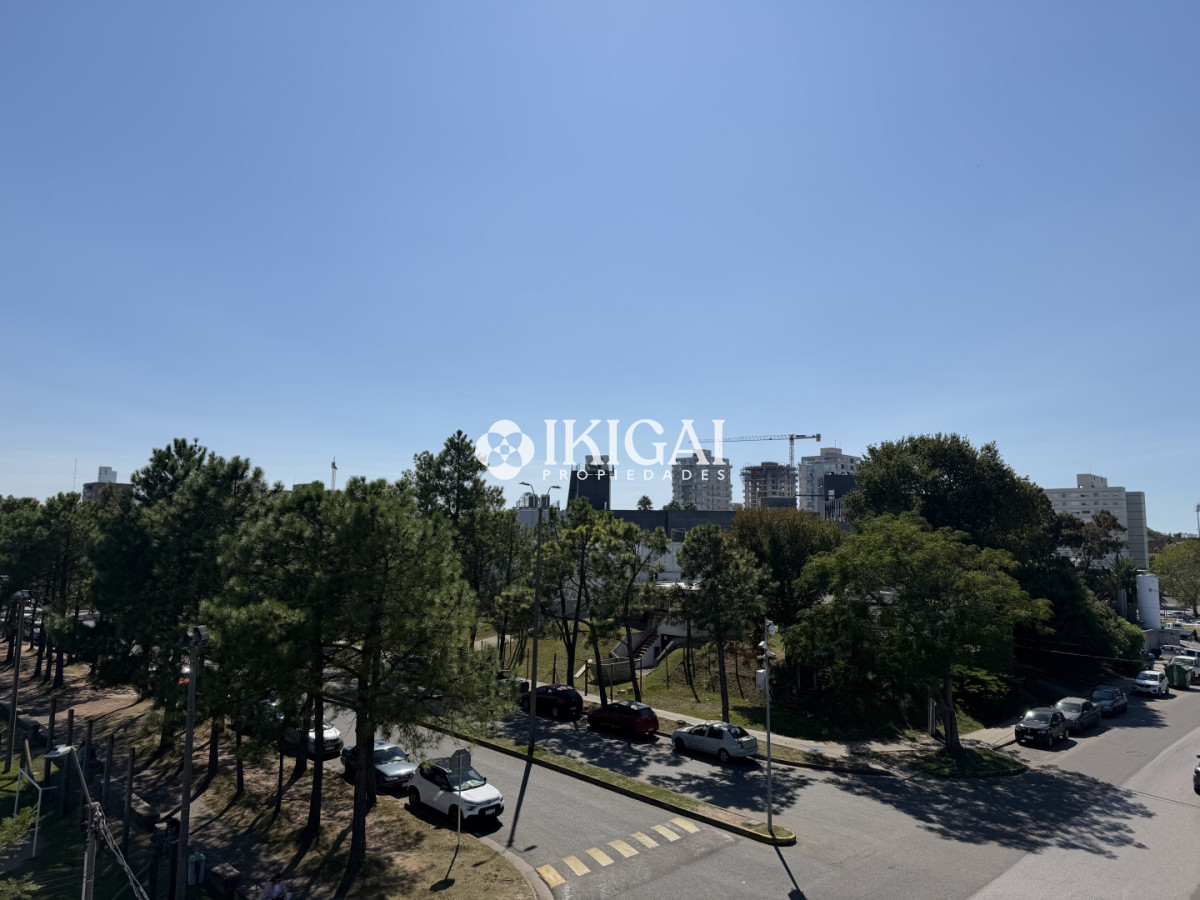 Apartamento ID.1018 - Unidad de 2 dormitorios  esquinera 