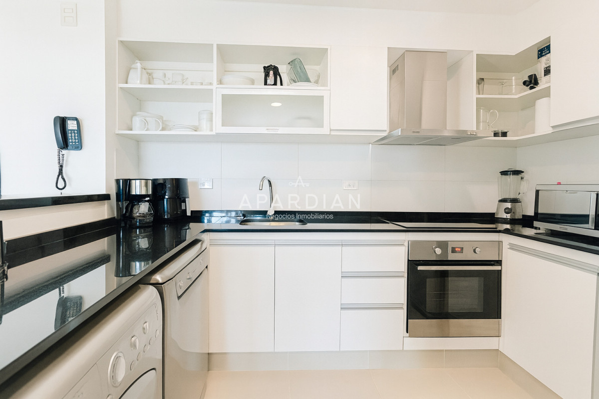 Apartamento ID.21098866 - Apartamento 2 dormitorios 2 baños  con vista al mar 