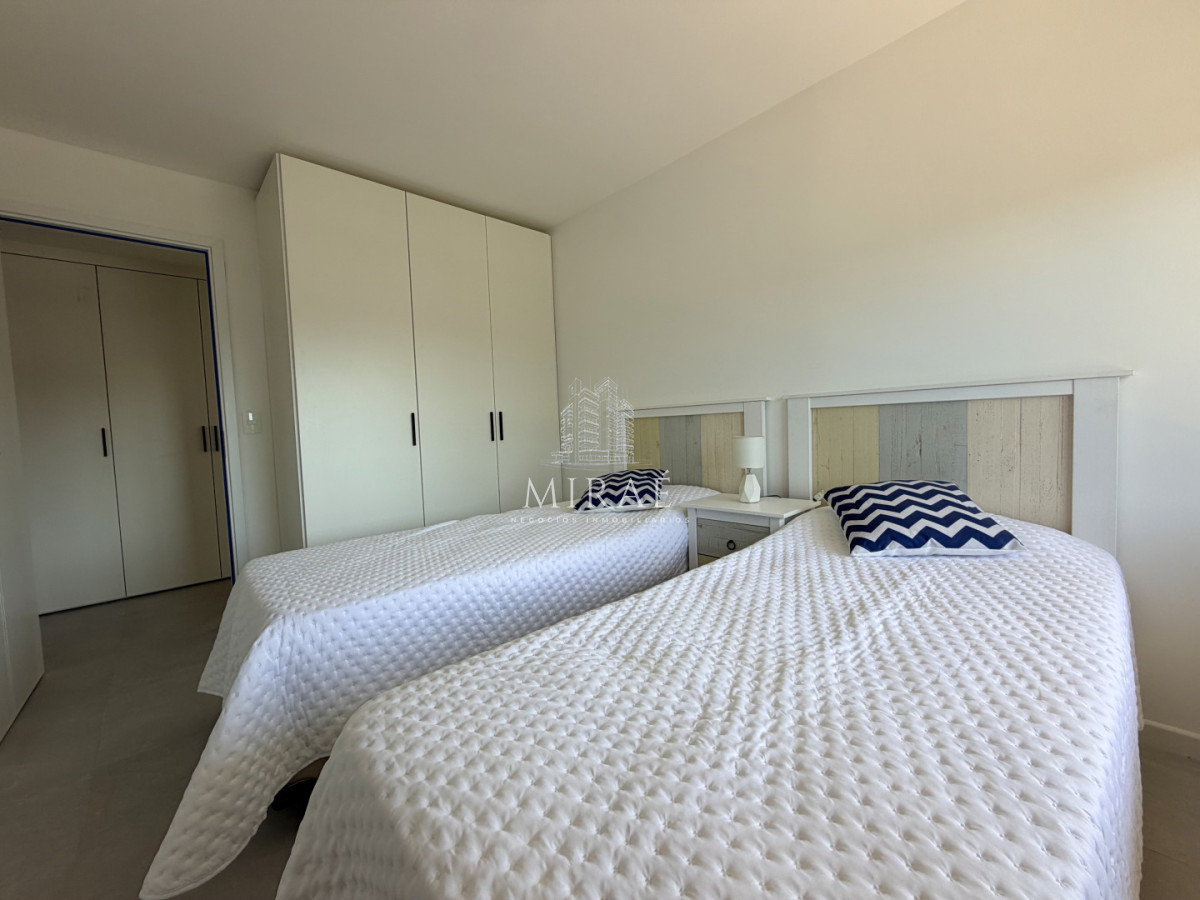 Apartamento ID.232 - Unidad de 2 dormitorios  esquinera 