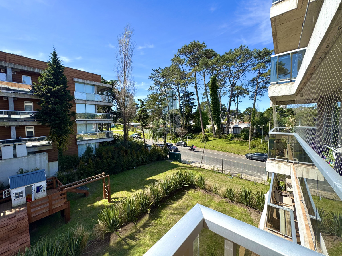 Apartamento ID.86 - Apartamento 2 dormitorios 2 baños en playa mansa 